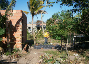 A área do sambaqui foi cercada  pela Defesa Civil, para proteger  o patrimônio histórico-cultural